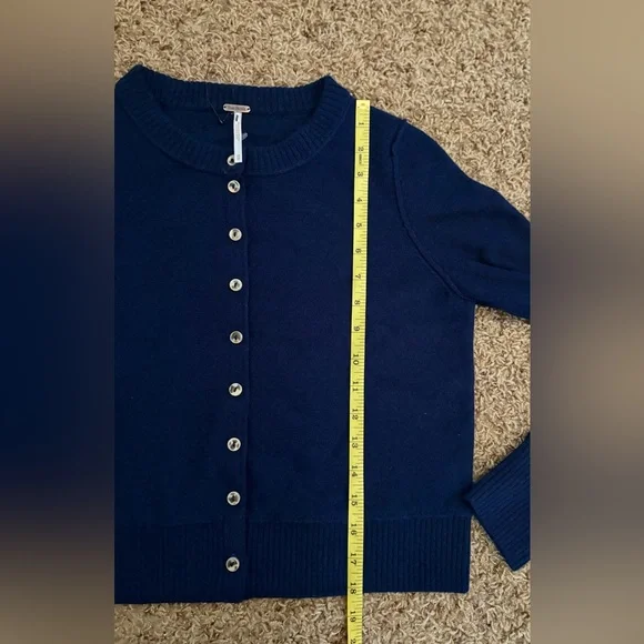 NWOT Free People Navy Blue Nocturnal Wool Cashmere Cardigan Preppy - Picture 6 of 9